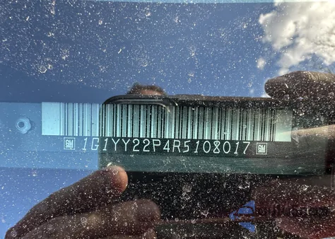 1994 Chevrolet Corvette from USA, damaged, VIN 1G1YY22P4R5108017